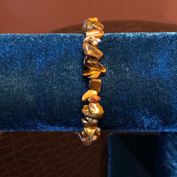 Natural Chip Stones Tiger Eye Stretch Bracelet - Picture 4 of 5